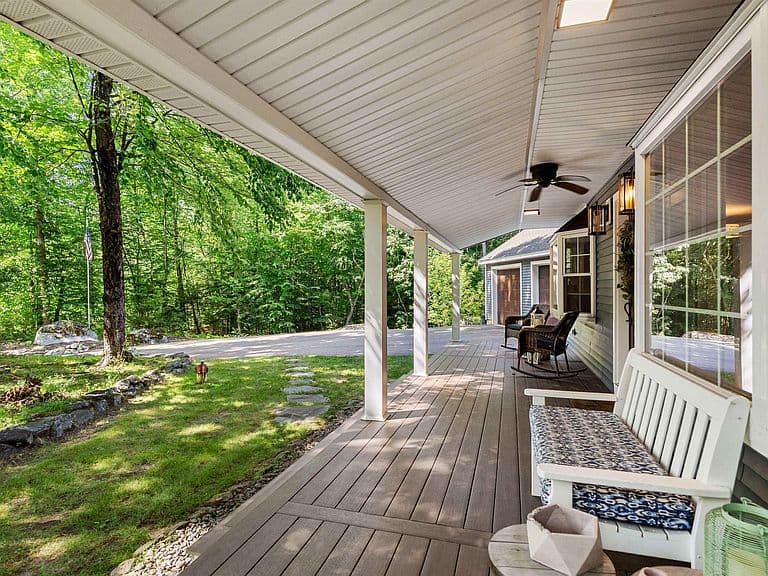 59 Cinnamon Drive photo 3