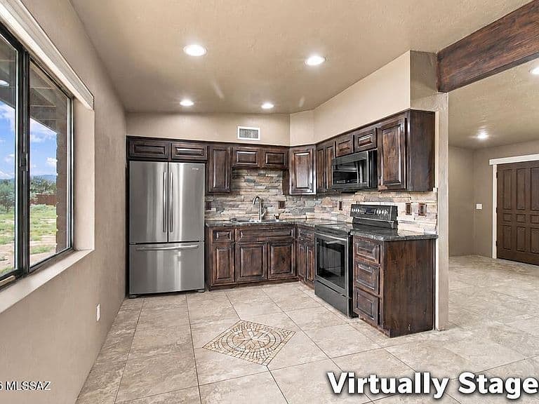 3814 W Turkey Ln photo 5