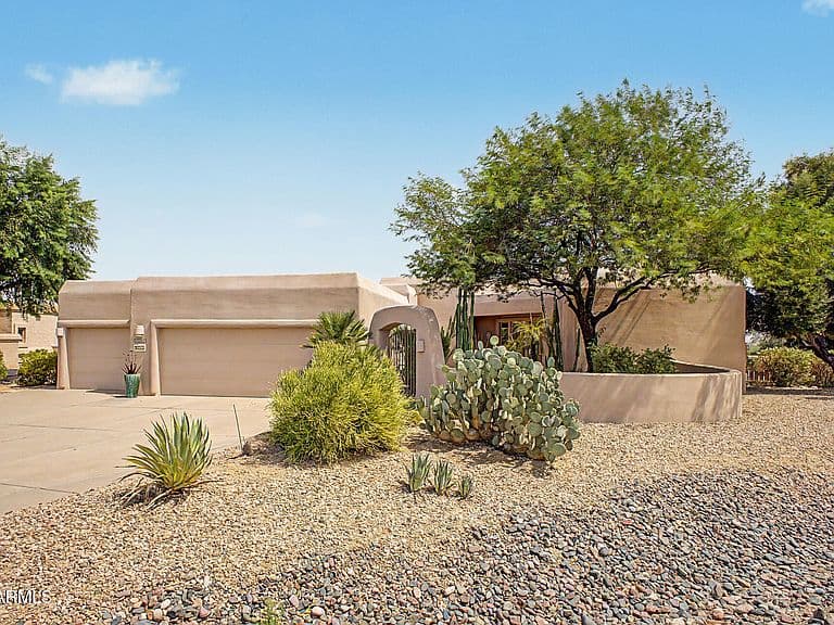 18439 E FLICKER Drive photo 1