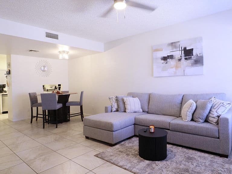 7801 N 44TH Drive #1142 photo 5