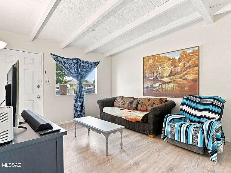 107 E Pinal St photo 5
