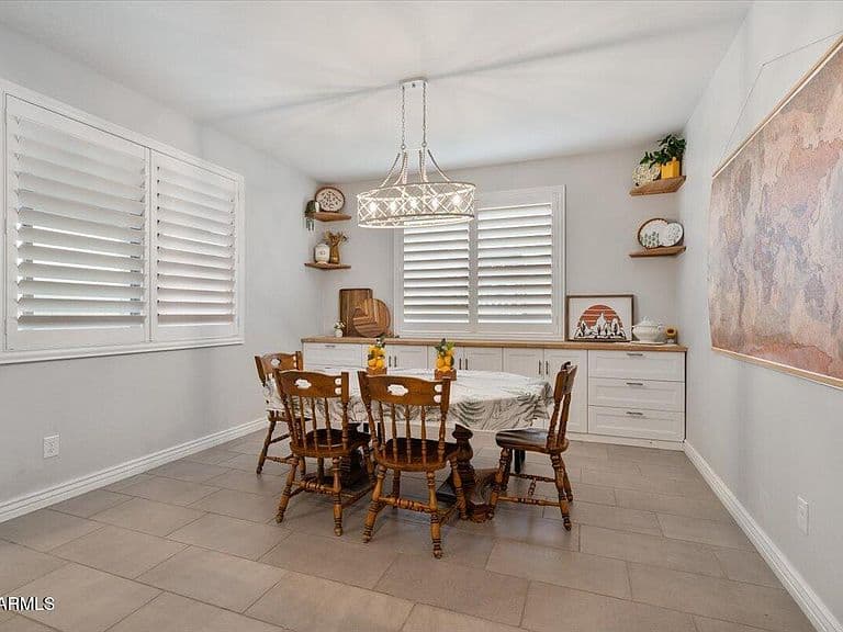 16769 W Cortez St photo 4