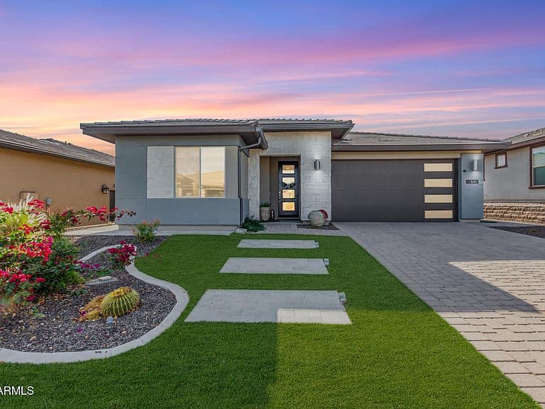 17733 E BEAR WALLOW Way photo 1