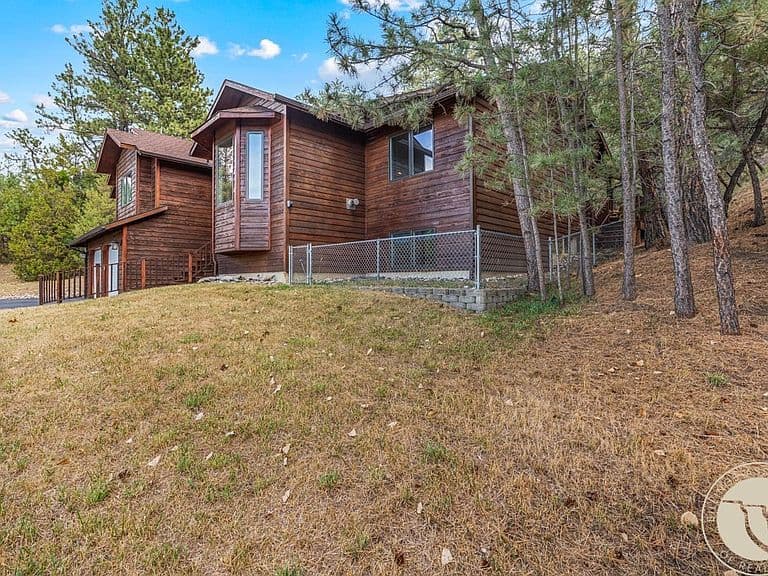 4728 Stage Dr photo 2