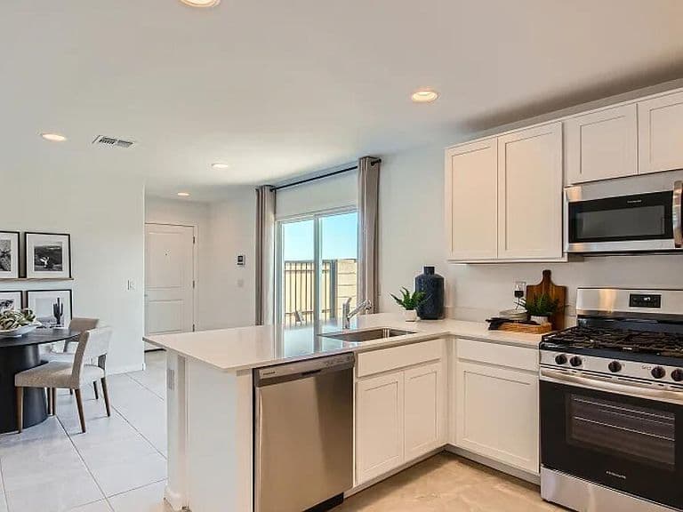 36085 W MEDITERRANEAN Way photo 3