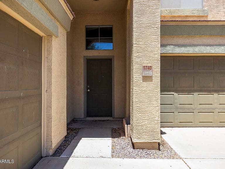 1740 E CARDINAL Drive #163 photo 5