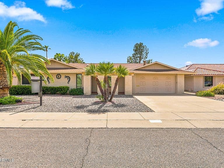 12915 W PAINTBRUSH Drive photo 1
