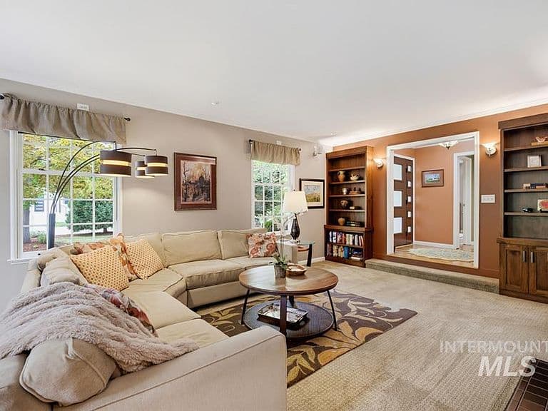 2815 W Teton St photo 3