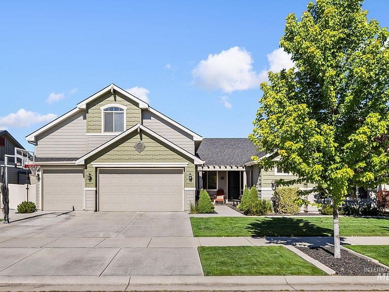847 N Tullshire Way photo 4