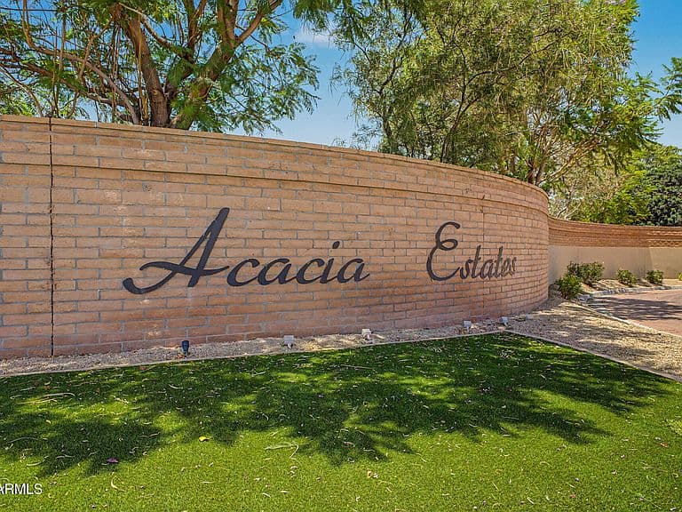 7446 S TUCANA Lane photo 1