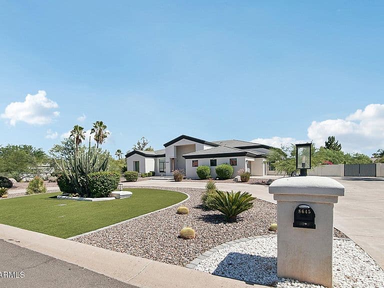 8645 E Wood Drive photo 5