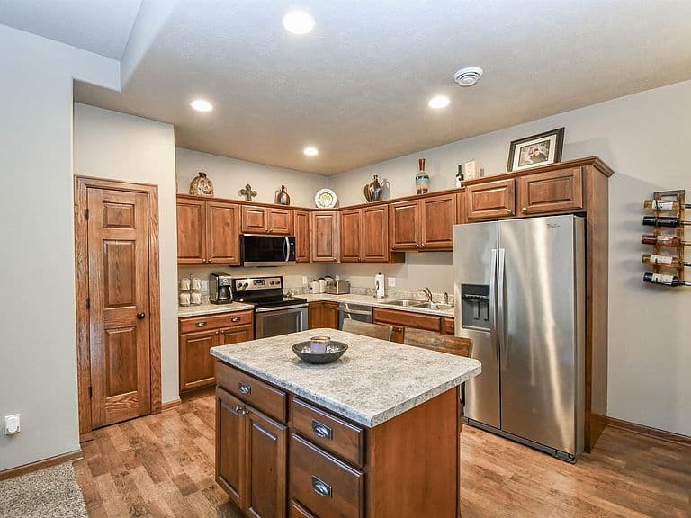 4331 W Shipton St photo 4