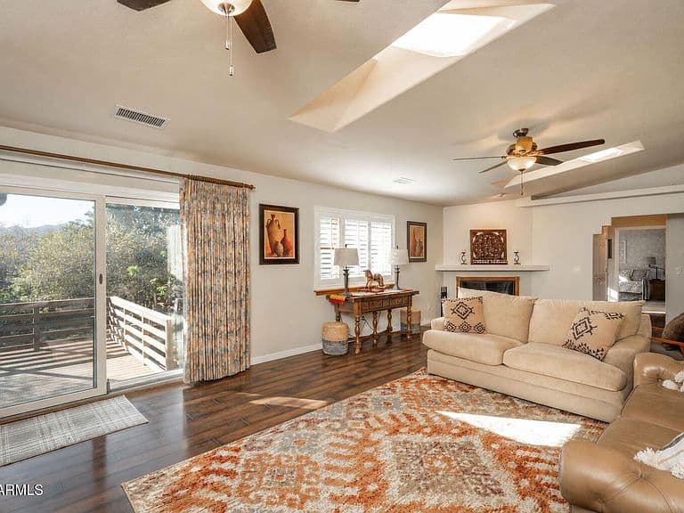 5009 ALAMITOS Court photo 4