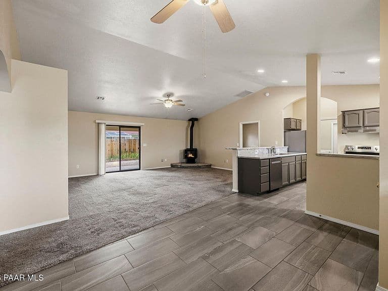 8435 E Sommer Dr photo 5