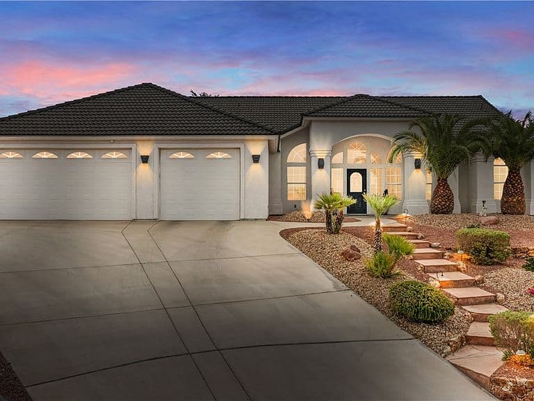 3470 Warren Court photo 2