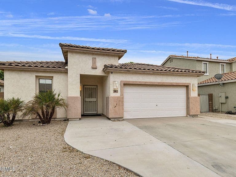 39013 N Luke Lane photo 1