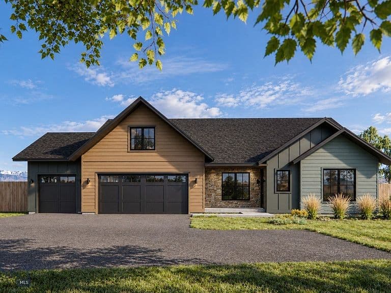 1120 Falcon Ridge Blvd photo 1