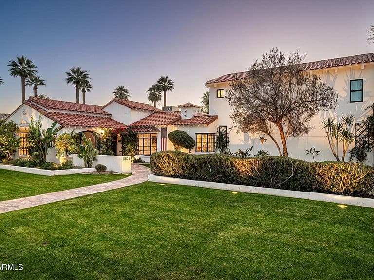 1808 N 13th Ave photo 1