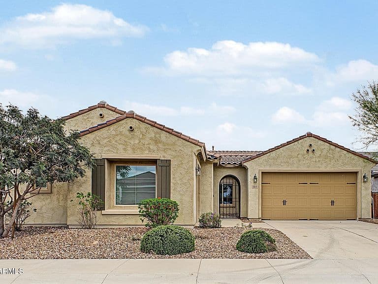 5427 W PATRIOT Way photo 1