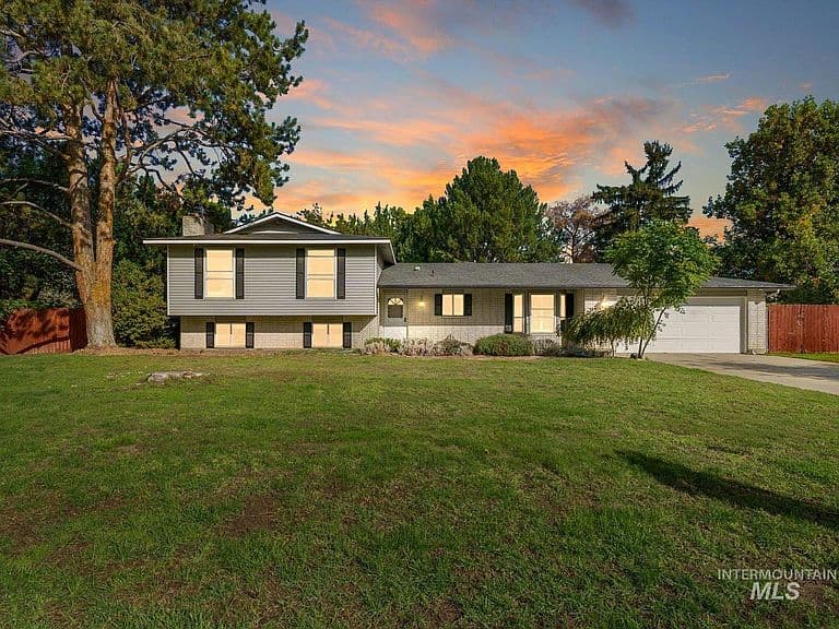 12508 W Freedom Dr photo 1