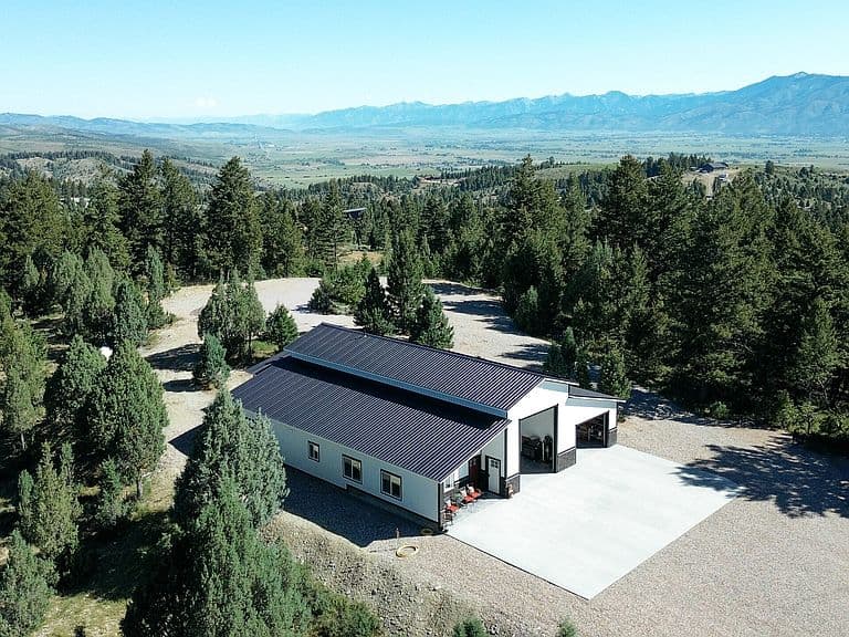 700 Stonegate Dr photo 2