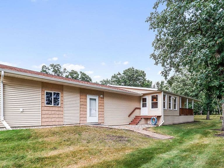 1822 Quiet Acres photo 4