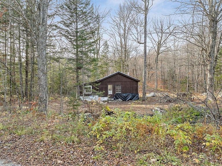 2350 Cobb Hill Road photo 1