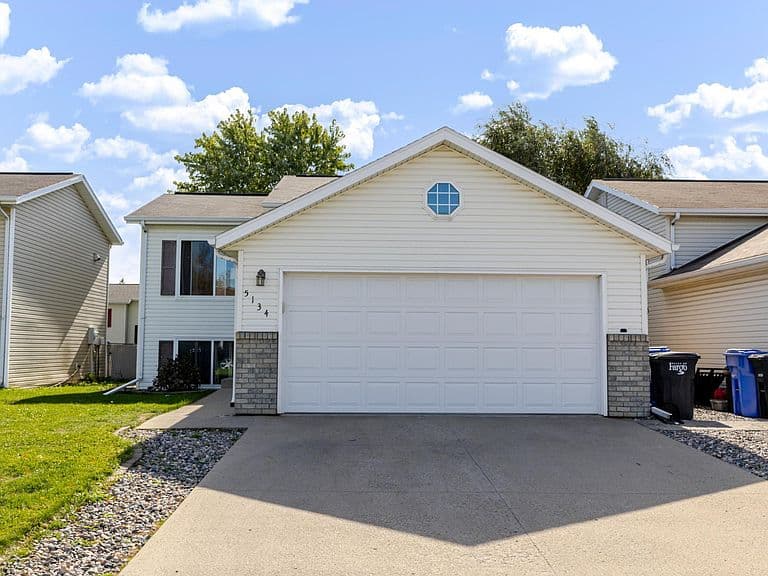 5134 7th Ln S photo 4