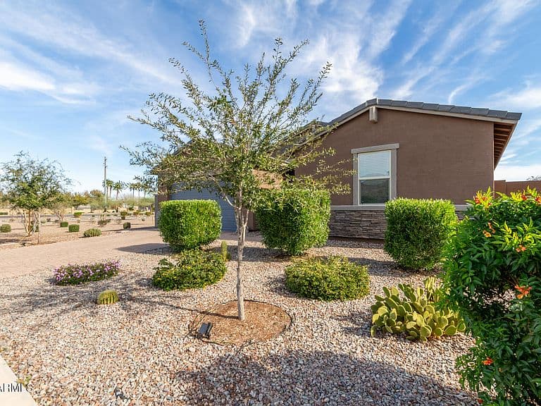 35821 N THICKET Way photo 3
