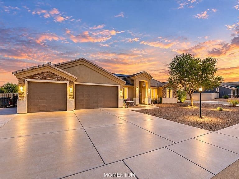 4221 E Old Ranch Lane photo 3