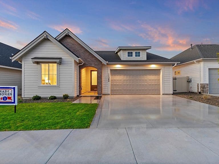 Hayward Plan, Valor photo 2