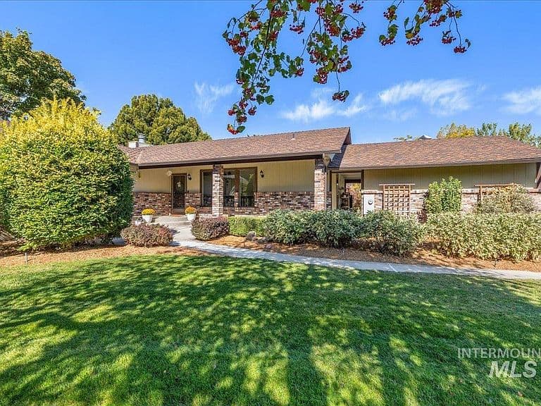 6484 W Hollilynn Dr photo 3