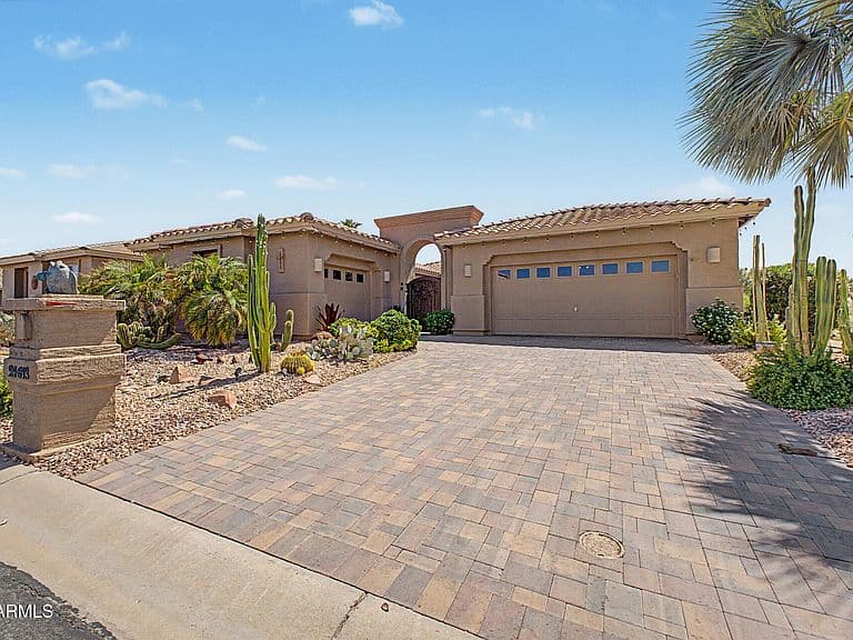 24613 S LAKEWAY Circle SE photo 3