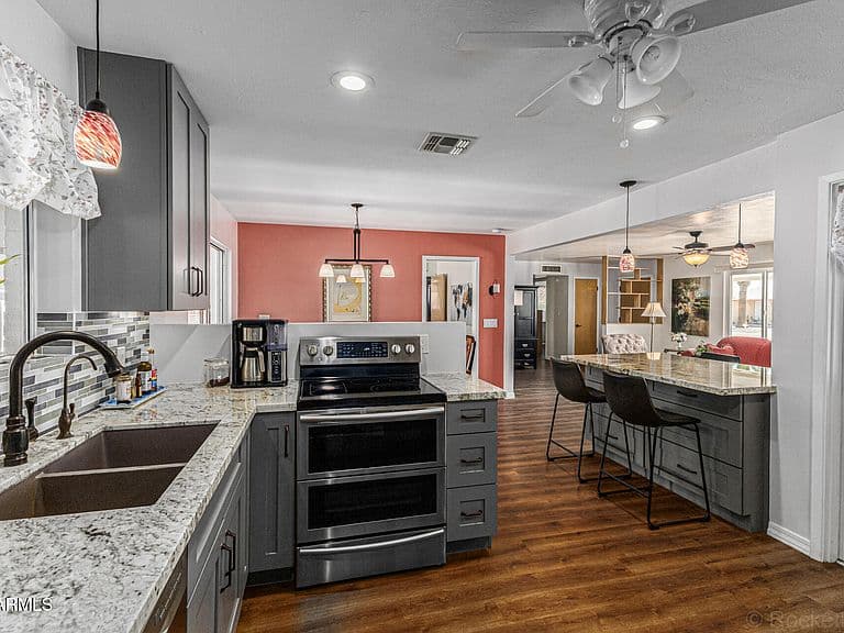 5644 E DUNCAN Street photo 4