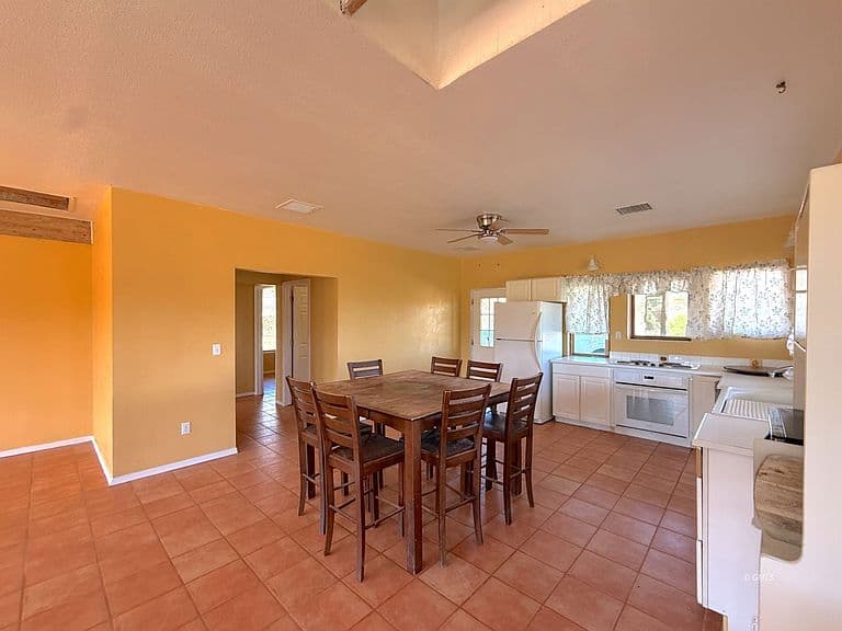 6188 W Copper Canyon Dr photo 5