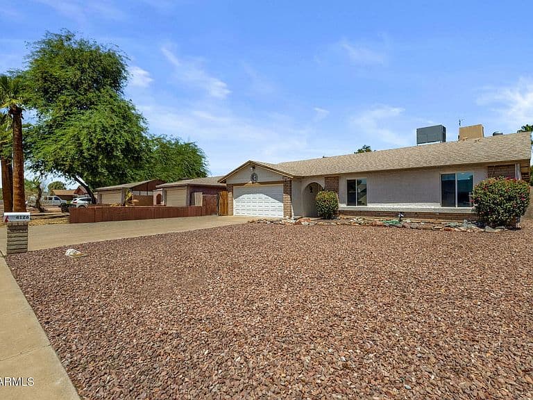 4126 W SWEETWATER Avenue photo 4