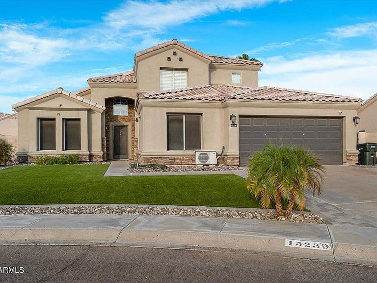 15239 S 44TH Place S photo 2