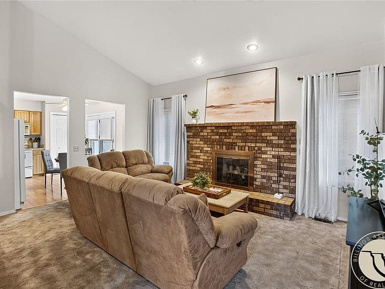 3220 Banff Ave #B photo 4