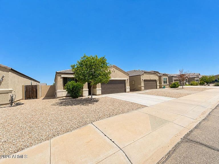 29853 N YUCCA Drive photo 1