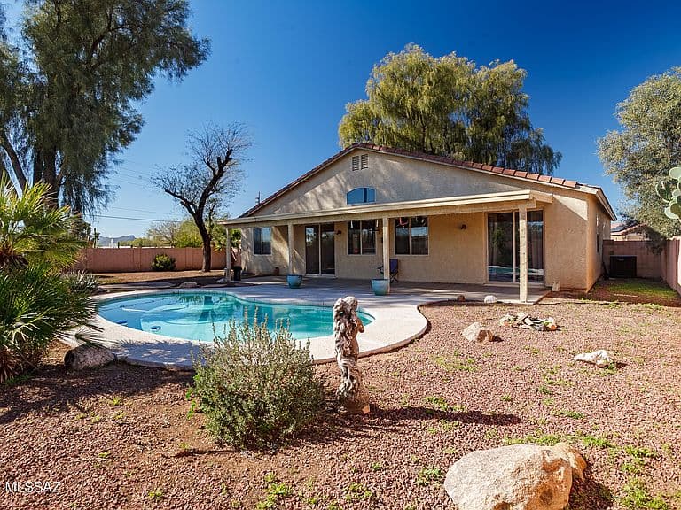 8428 N Red Rock Ridge Ct photo 1