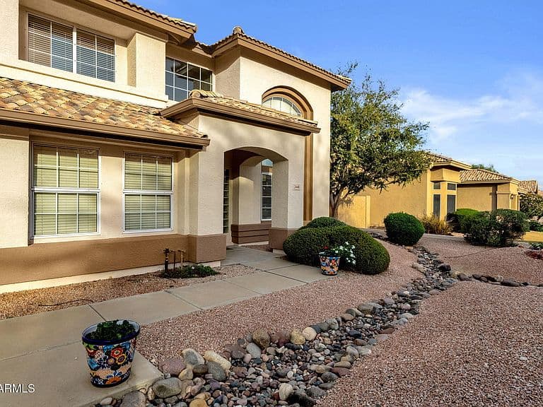 2440 E DESERT TRUMPET Road photo 5