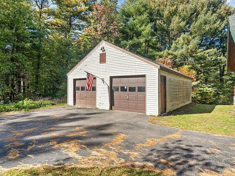 155 West Milton Road photo 5
