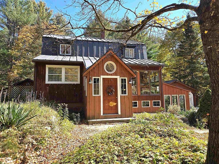 643 Cooledge Road photo 4