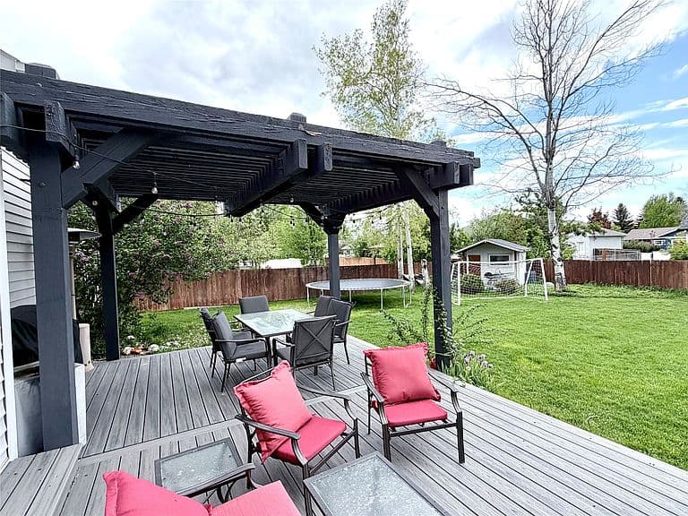 14 Velva Dr photo 3