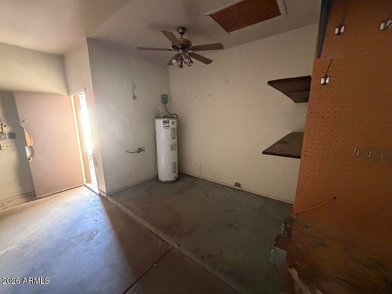 1105 N WILLOW Street photo 4