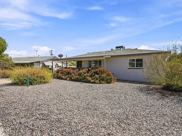 11111 W HOLLYWOOD Avenue photo 4