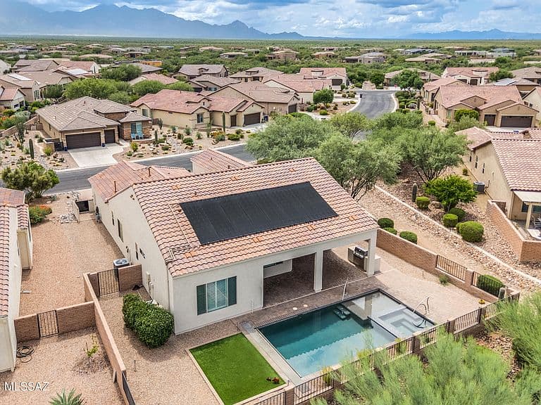 2475 E Rolling Meadow Ln photo 3