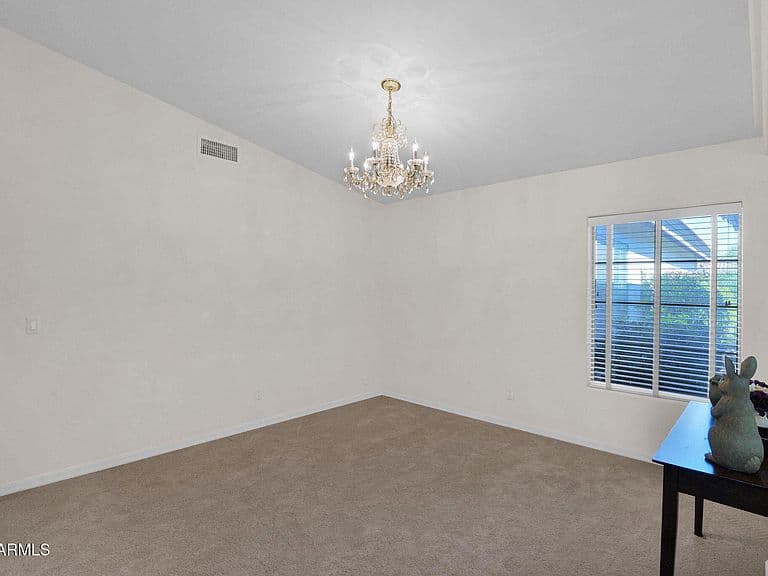 1126 N NASSAU Street photo 5