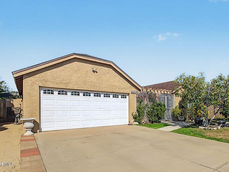 5414 W EUGIE Avenue photo 4
