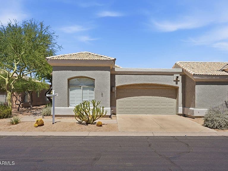 4708 E CASEY Lane photo 2